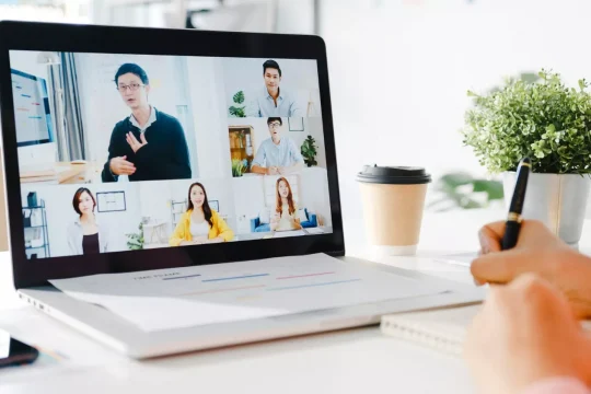 4 Cara Mudah Mengganti Virtual Background Zoom di HP Android